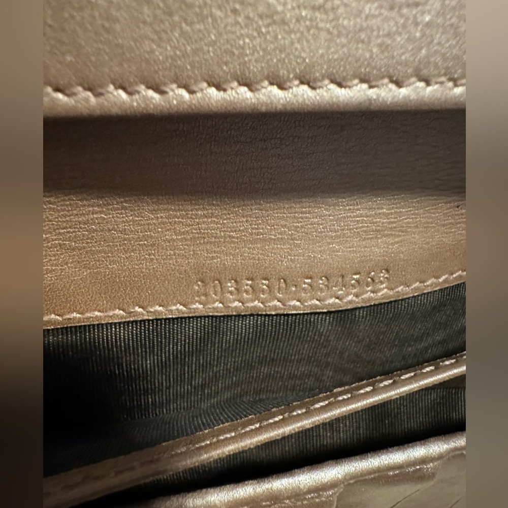 GUCCI Guccisima Patent Leather long Heart Wallet Authentic - Picture 3 of 16
